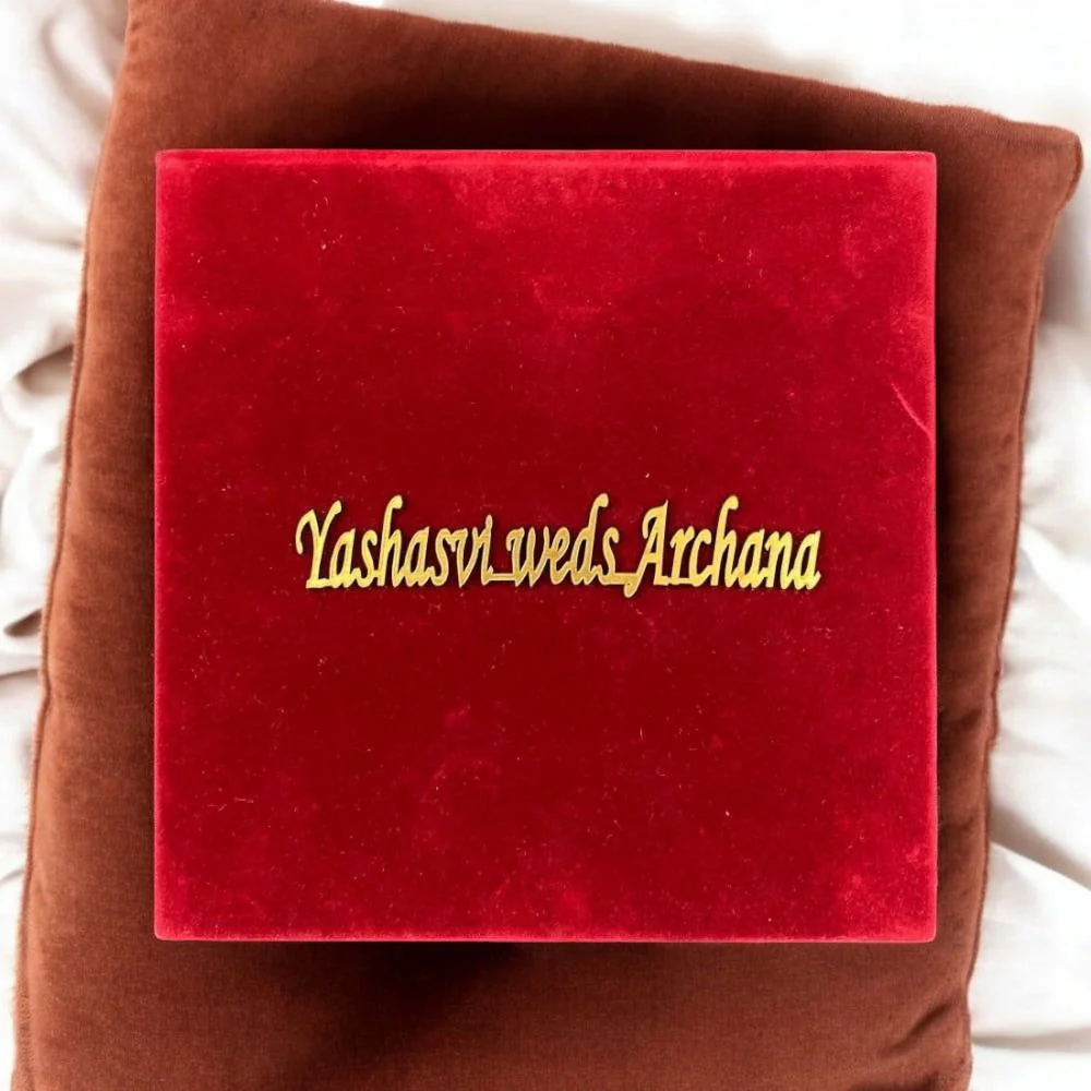 KL9014 Velvet Fabric Hardboard Padding Thick Luxury Wedding Card with 2 Card Inserts, 1 Envelope and Couple Names Laser - Image 3