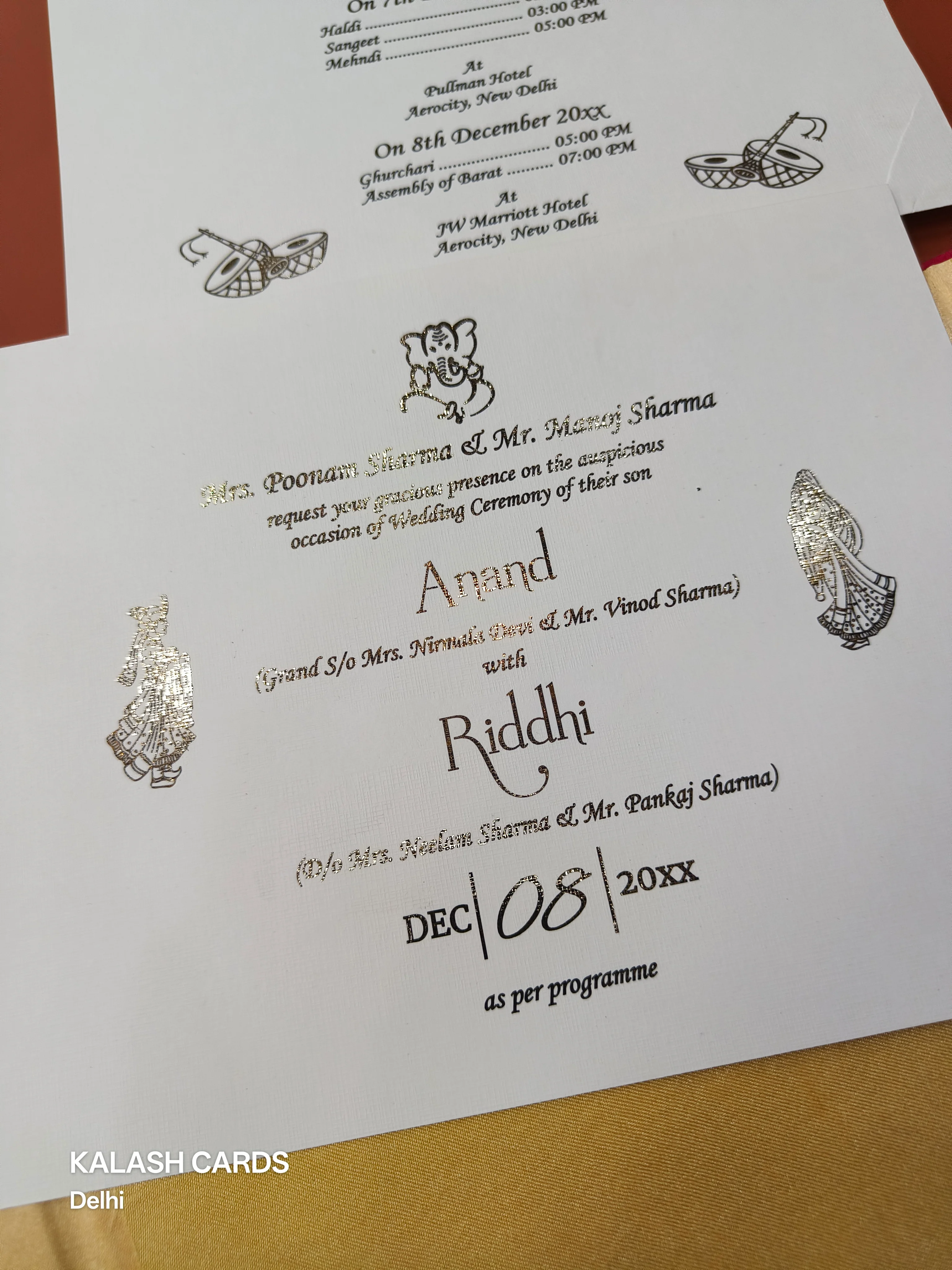 KLB1505 | Deep Fuchsia Velvet & Gold Leaf Hardboard Suite (2-Page) - Image 3